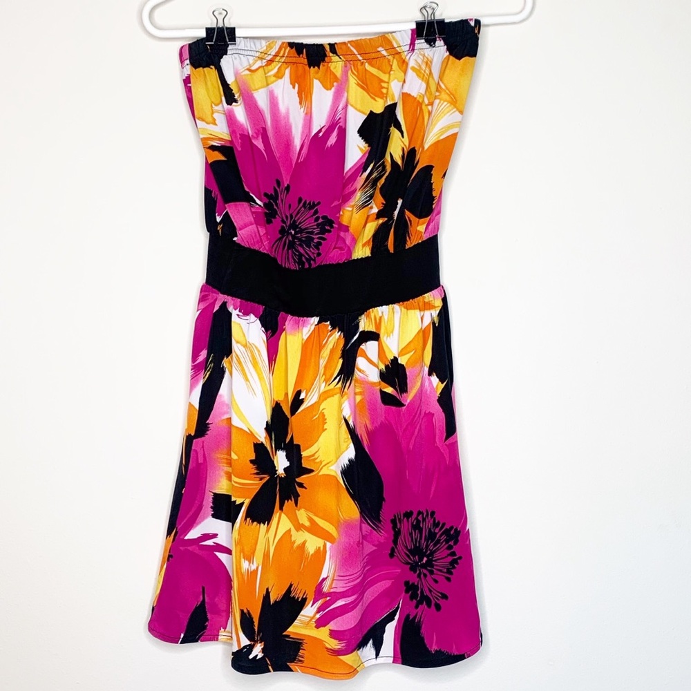 Tropical, floral strapless dress